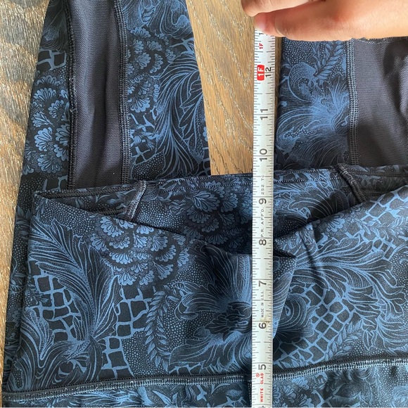 Lululemon Train Times 7/8 Pant *25" - Picture 14 of 16